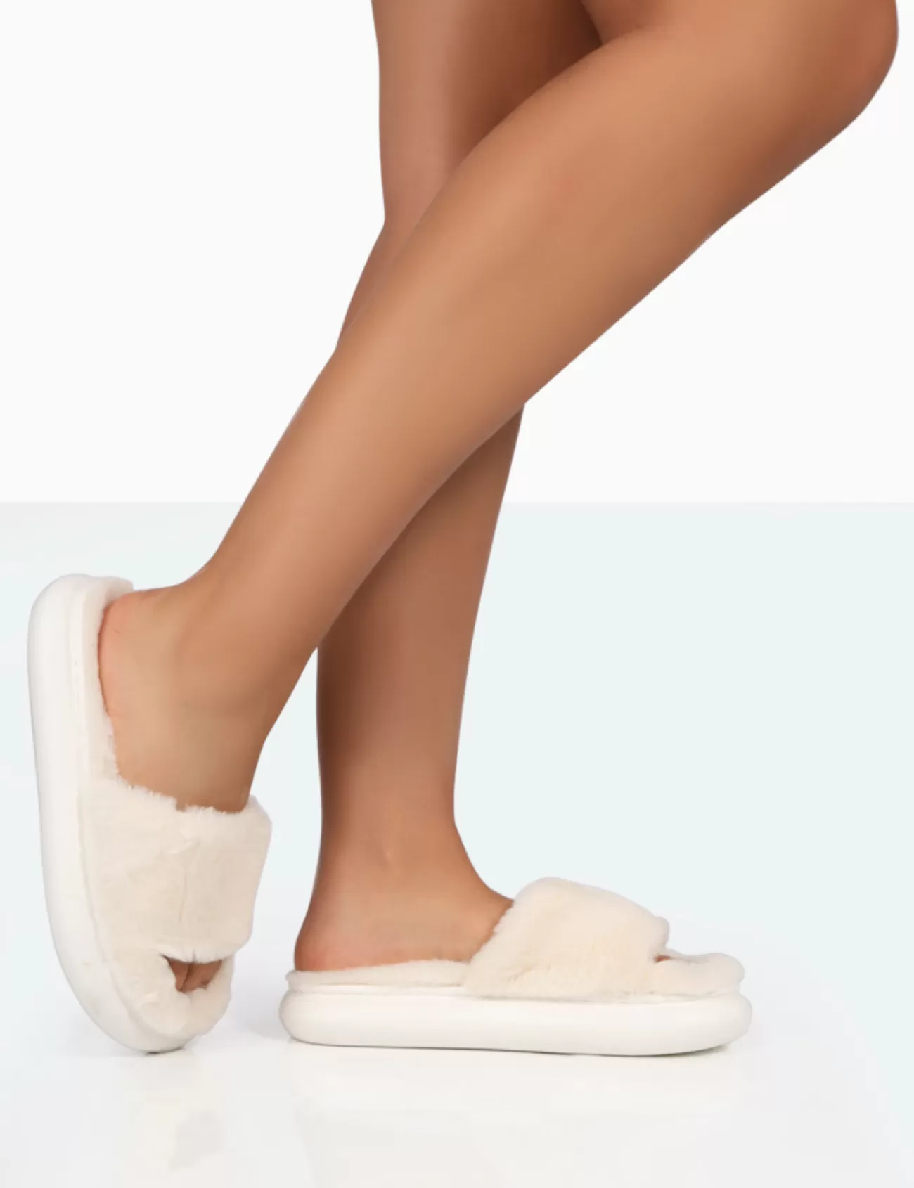 Public Desire Bashful Ecru Faux Fur Chunky Sole Slider Slippers Hot
