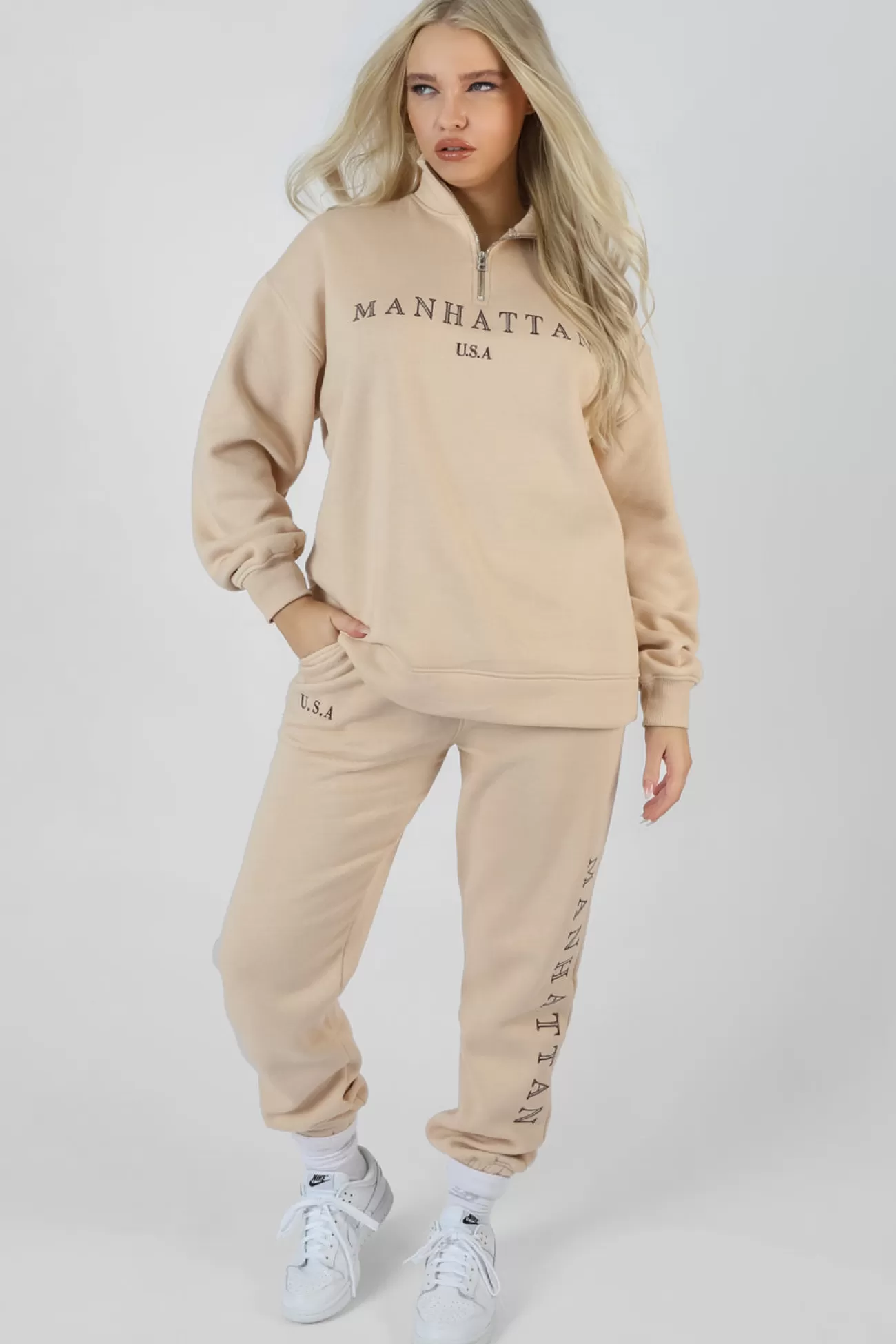 Public Desire Manhattan Slogan 90S Joggers Stone Discount