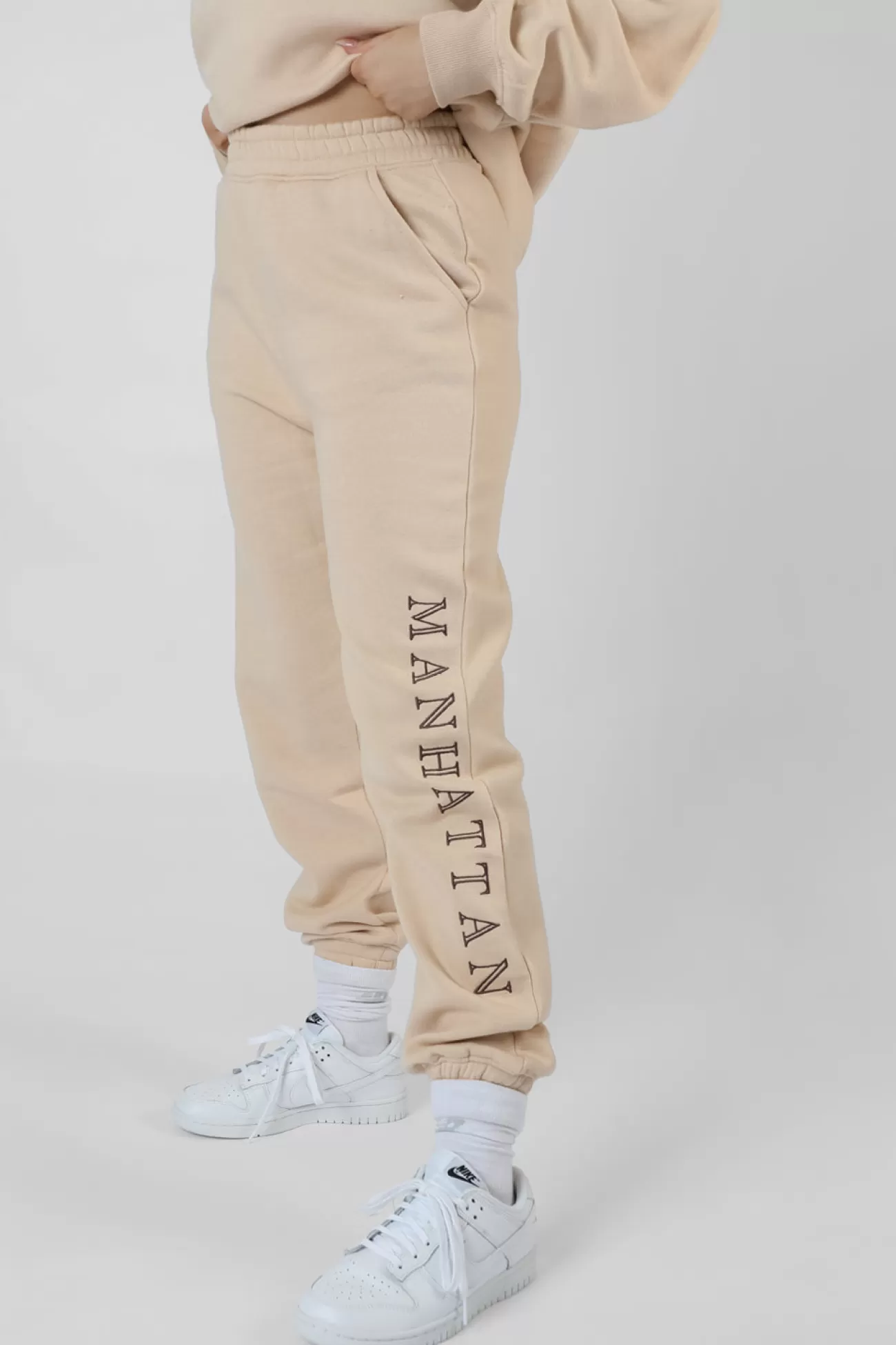 Public Desire Manhattan Slogan 90S Joggers Stone Discount