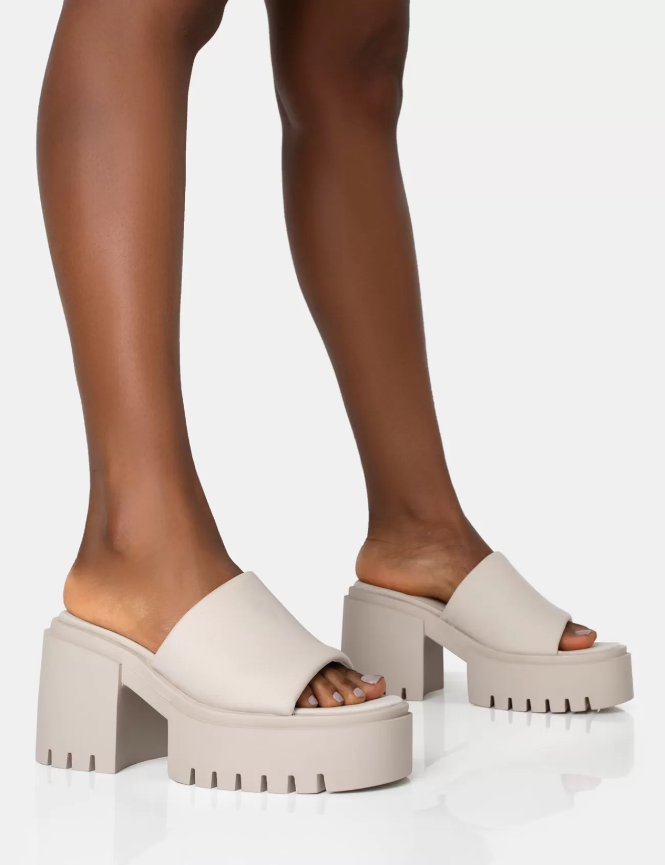 Public Desire Sabeena Ecru Chunky Mule Round Toe Mid Heel Sandals New